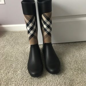 Burberry rain boots