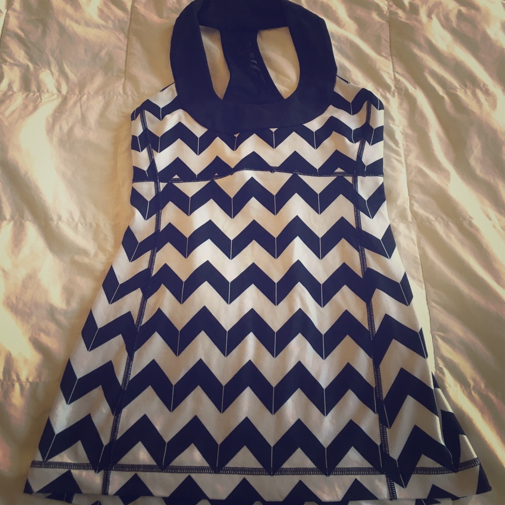 Lululemon yoga top