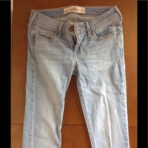 Short Light Wash Denim Jeans
