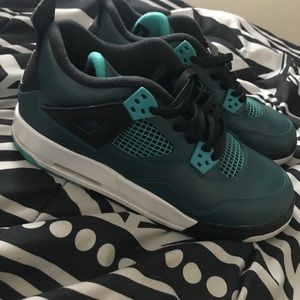 Jordan Retro teal 4s