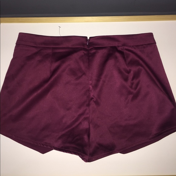 Burgundy skort - Picture 3 of 4