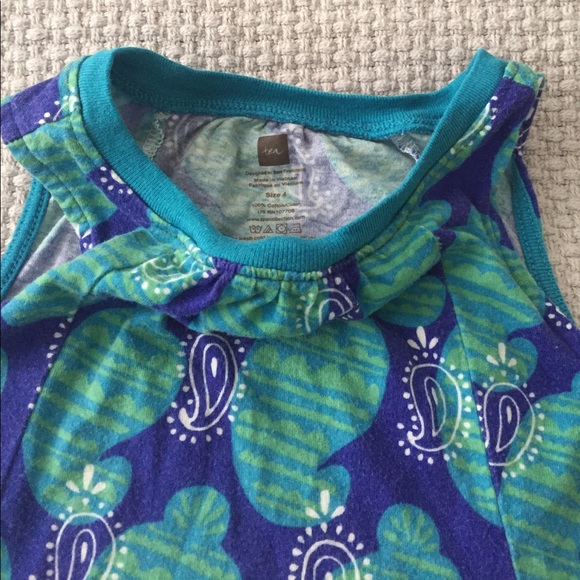 Girls dress - Picture 2 of 4