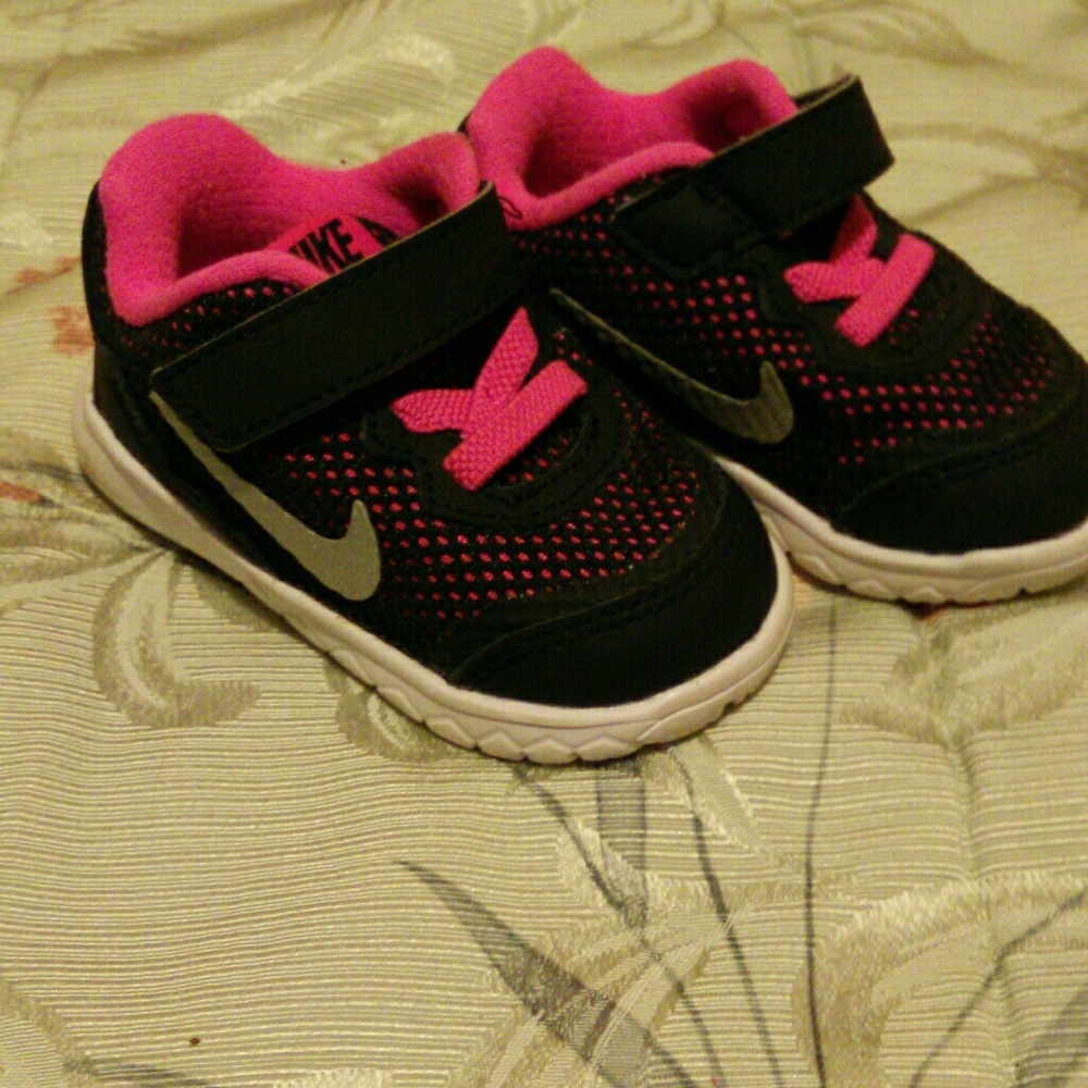 Infant nike shoes SOLD