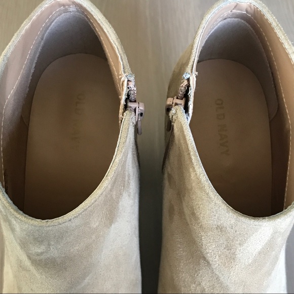❌SOLD❌ Old Navy Sand Sueded Ankle Boot / Bootie - Picture 7 of 8