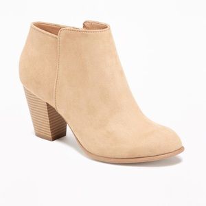 ❌SOLD❌ Old Navy Sand Sueded Ankle Boot / Bootie