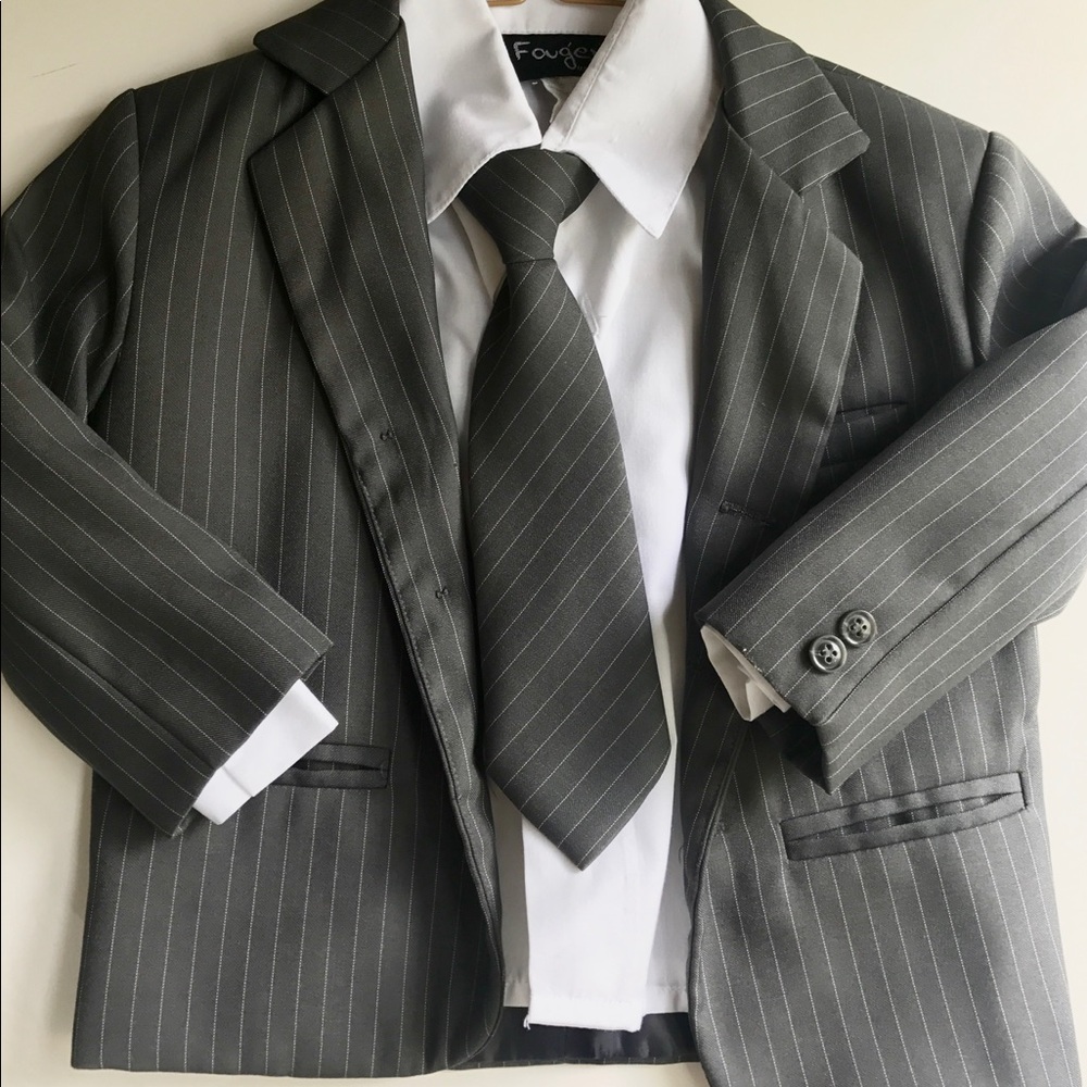 2T suit!