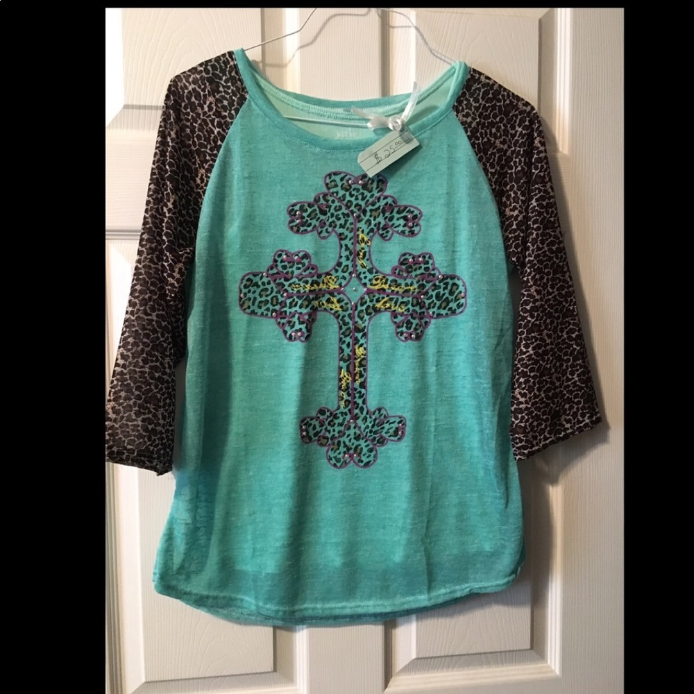 Adorable Ladies Turquoise Top