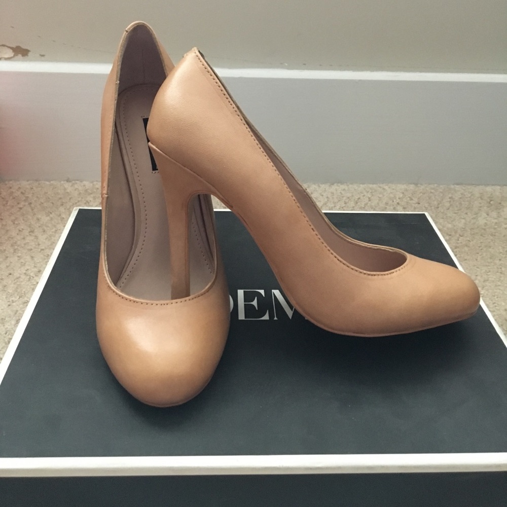 Shoemint Rozemary blush pumps size 6