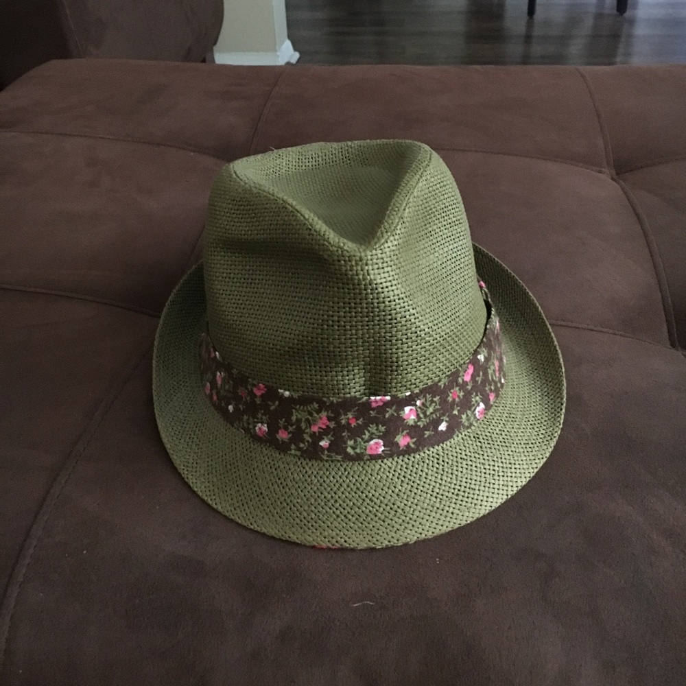 Brown and pink bucket hat