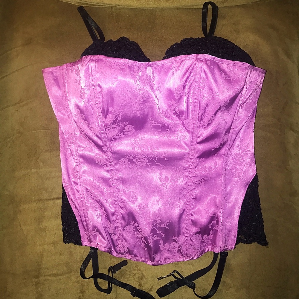 *SOLD* Frederick's of Hollywood Purple Corset, 38