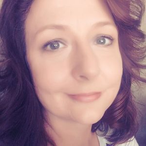 Meet your Posher, Deb