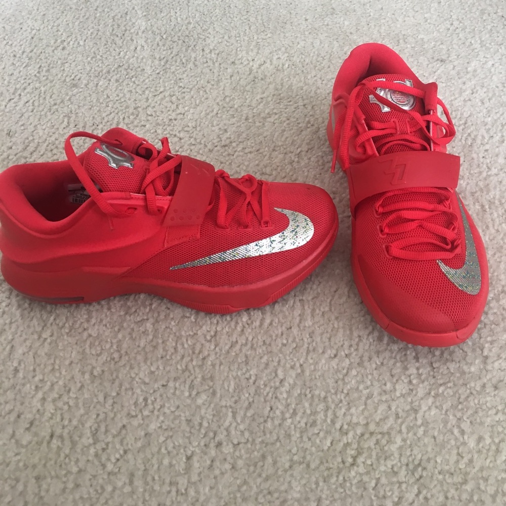 Nike KD 7 "GLOBAL GAME" Sneaker
