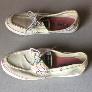 Cream Sperry Top Sider's!!!