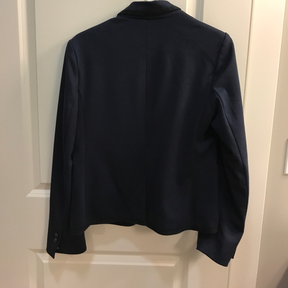 •Gap Knit Blazer• - Picture 2 of 5