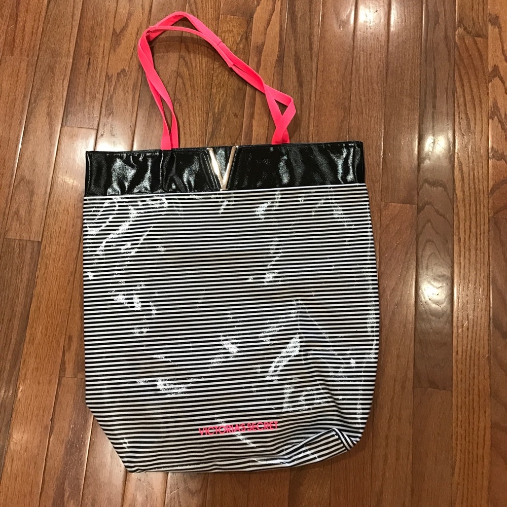 VICTORIAS SECRET VINYL TOTE BAG