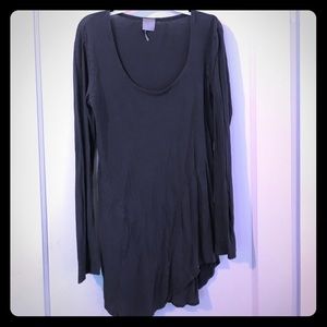 Grey longsleeved tunic