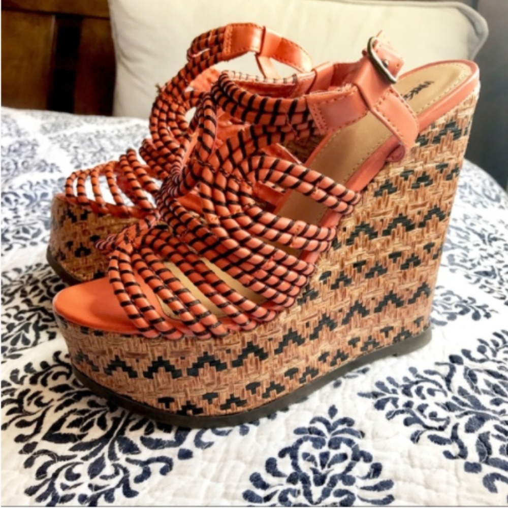 Mossimo Verlie Tubular Upper Wedge Sandal Orange