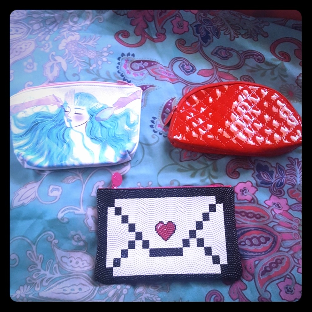 Ipsy bundle make-up bags