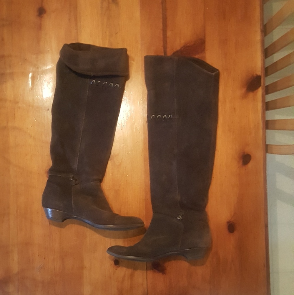 Mia Boots
