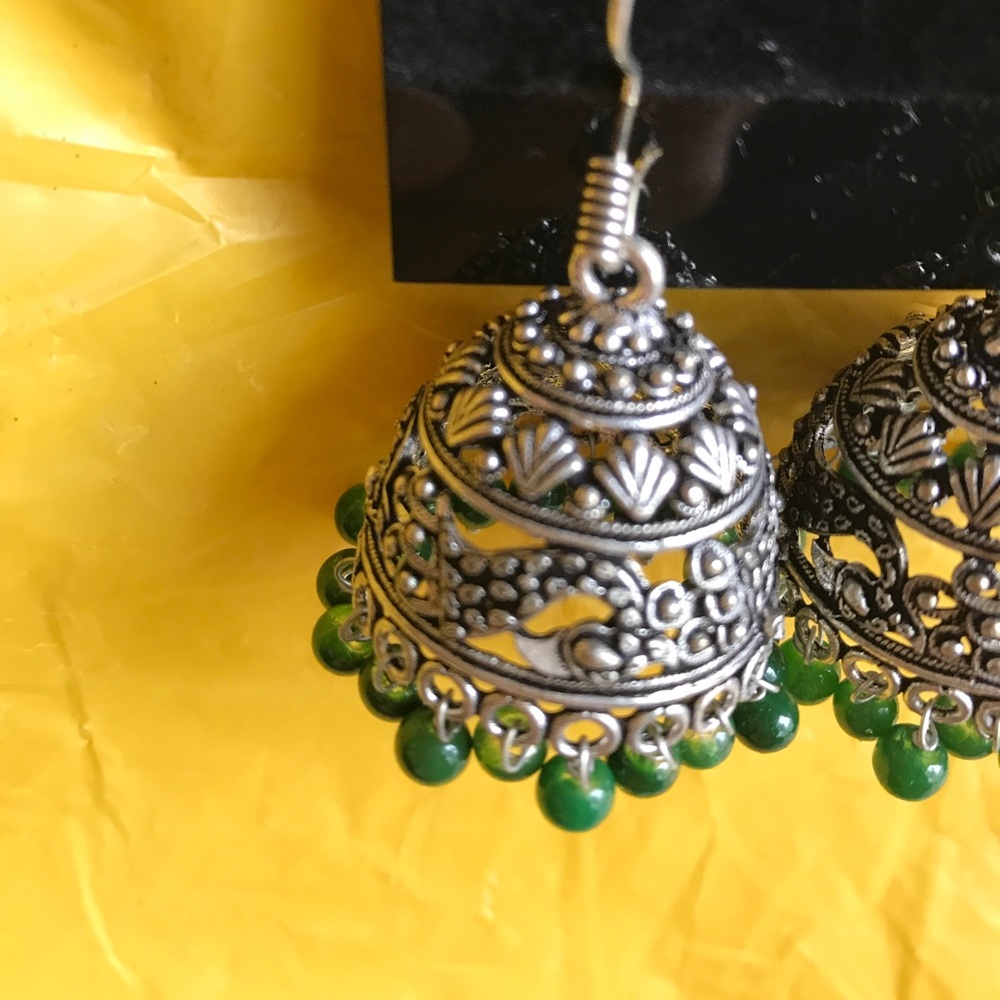 Beautiful handcrafted Indian jewelry - Picture 2 of 2
