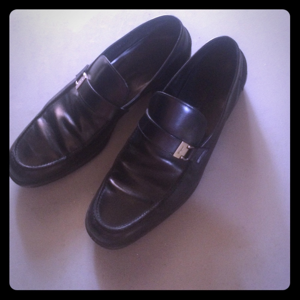 Men's dress shoes