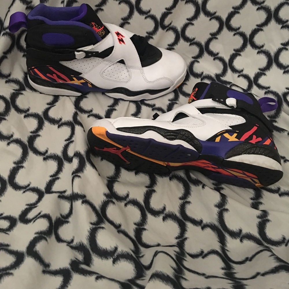 Air Jordan Authentic Retros (8s)