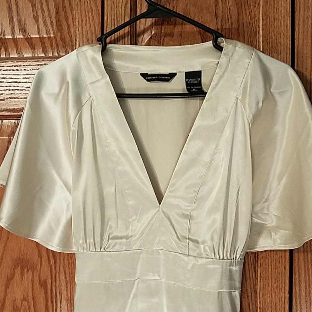 Top - Picture 4 of 4