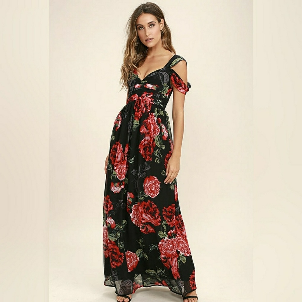 NWT Lulu's black floral print maxi dress