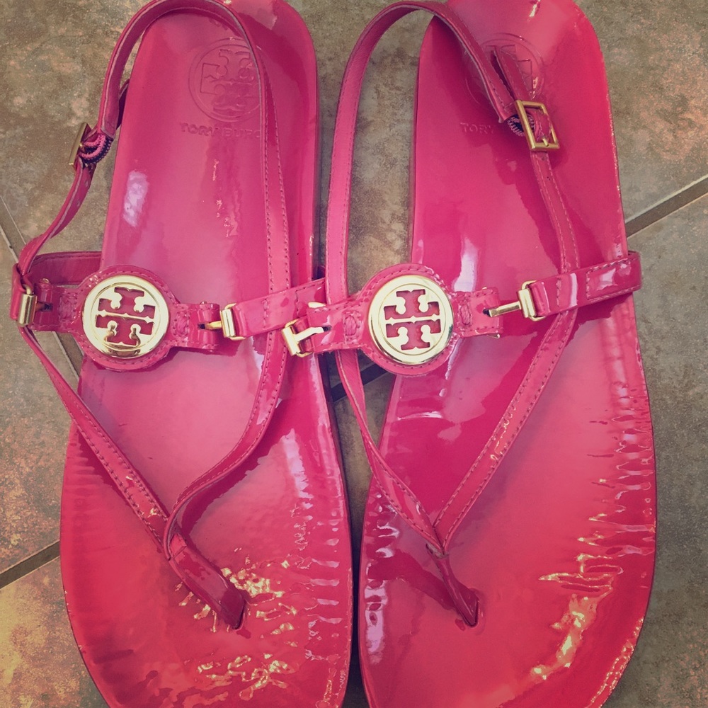 Tory Burch Huxley sandals!!! 💝