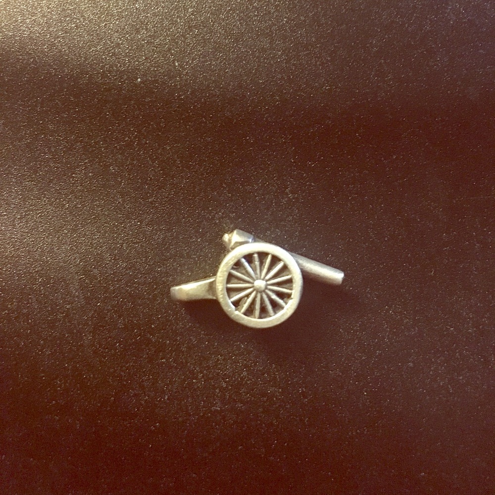 Cannon pandora charm!