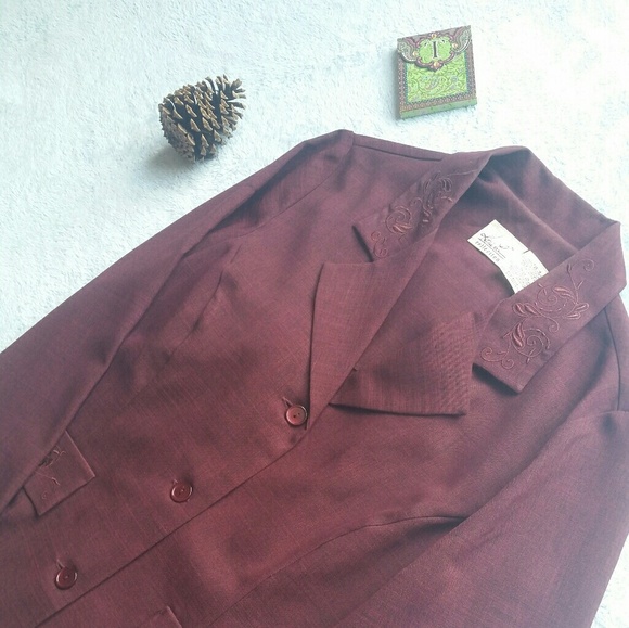 Kathie Lee 2 piece suit - Picture 1 of 5