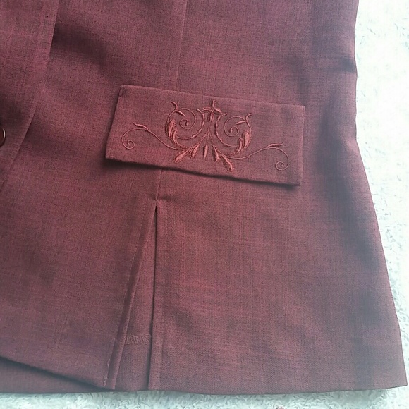 Kathie Lee 2 piece suit - Picture 4 of 5