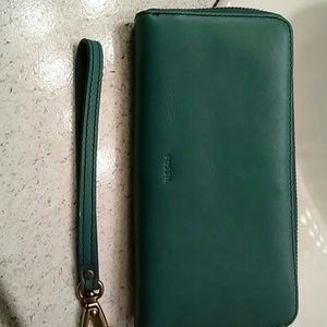 olive green Fossil wallet