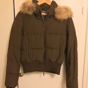 VINCE FUR-RIMMED PUFFER COAT L