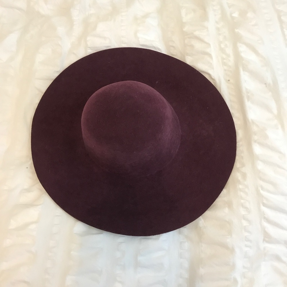 American apparel purple hat. No flaws never used