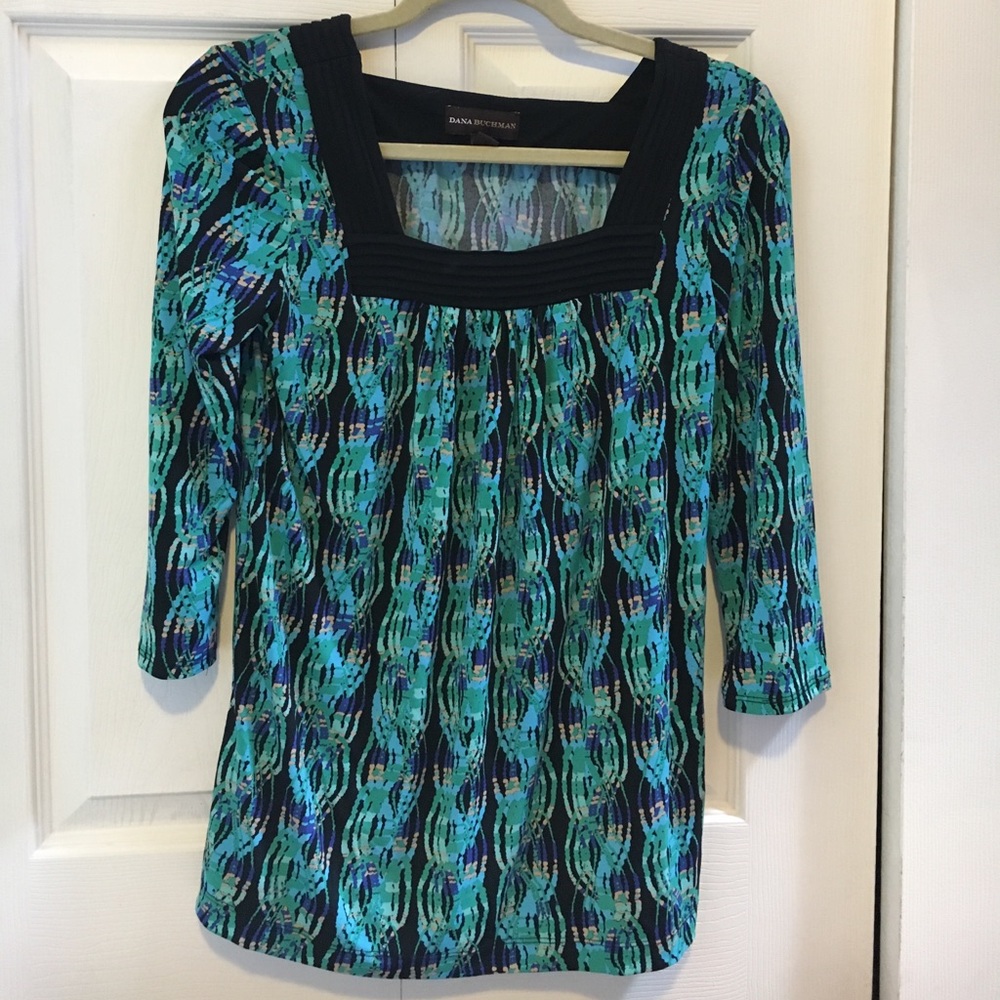 Flowing 3/4 Sleeve Top