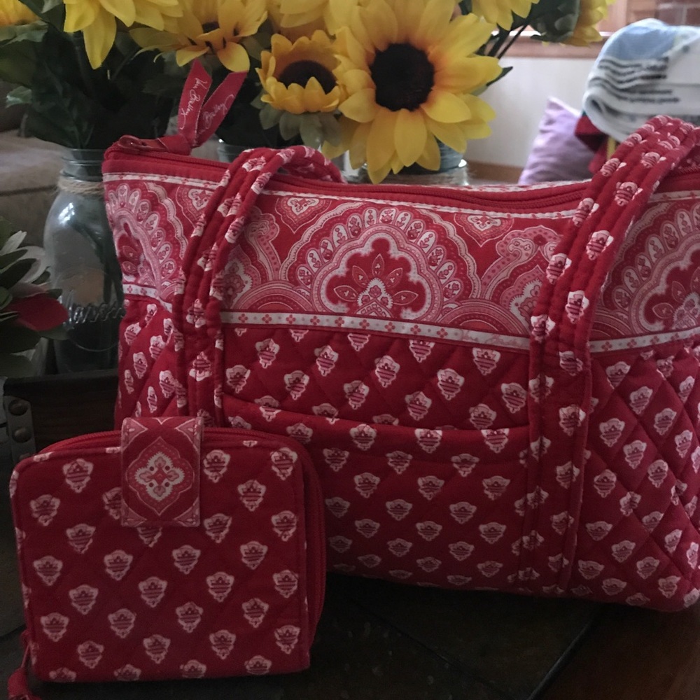 Vera Bradley Bag and wallet set!