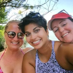 Meet your Posher, Sharon