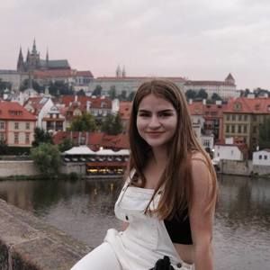 Meet your Posher, Isabel