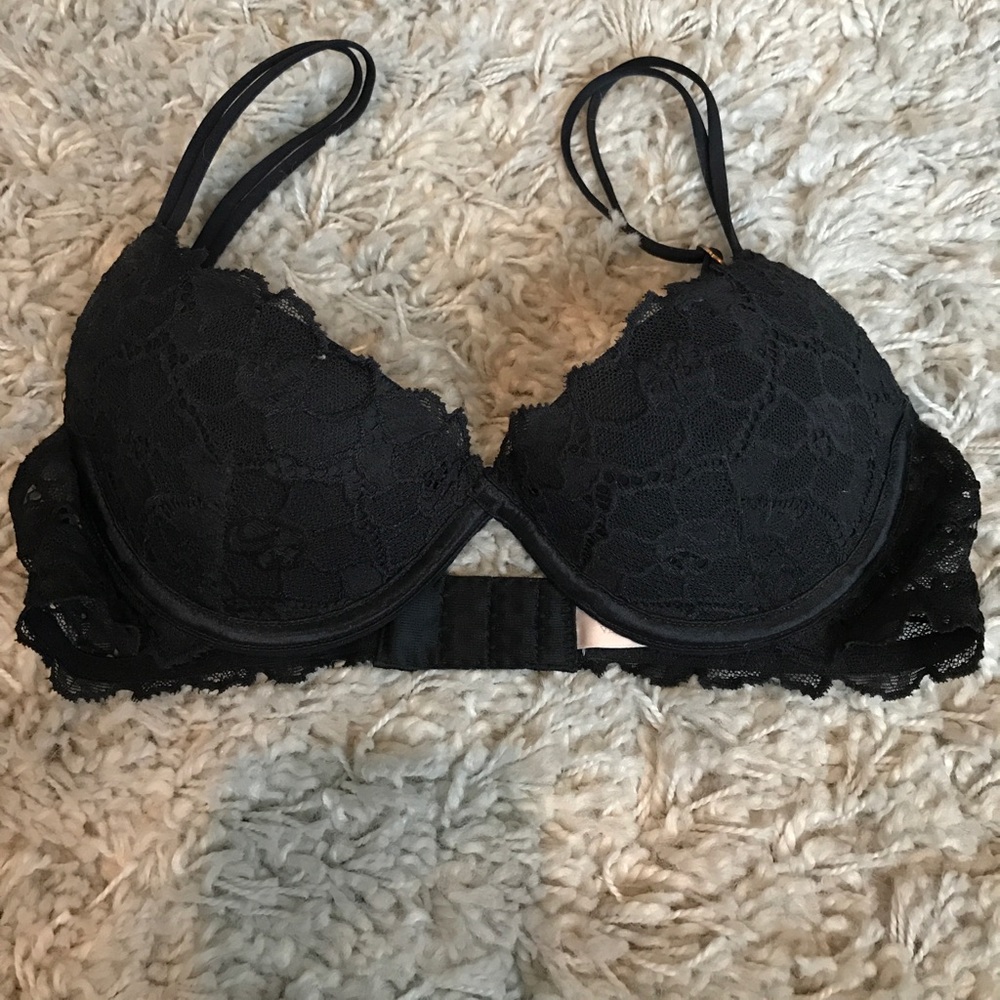 Victoria's Secret Very Sexy push up bra