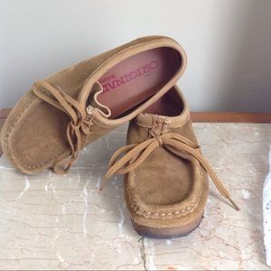 clarks wallabee chestnut leather