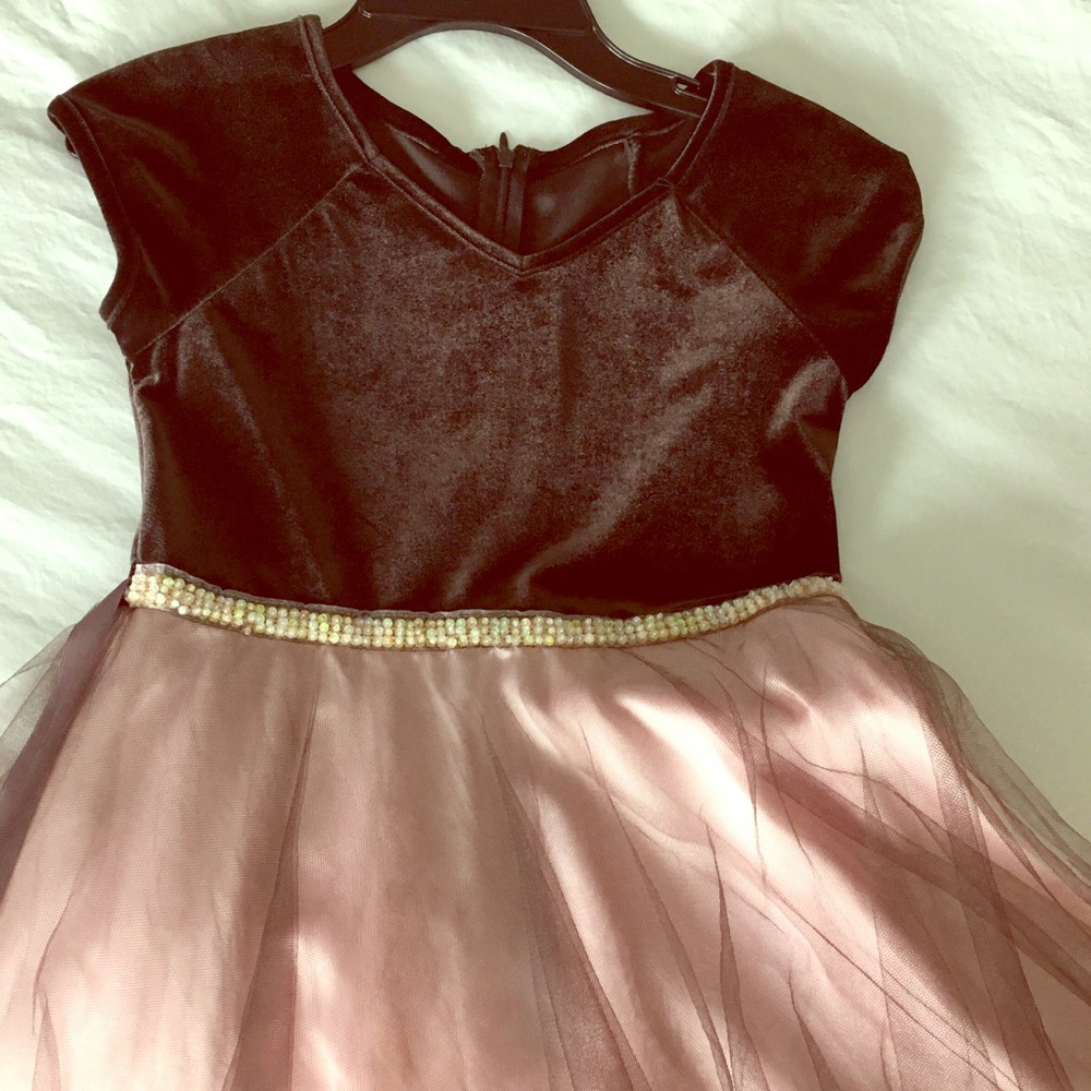 Girl's Party Dress