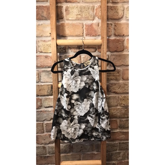 MuMu Floral Tank - Picture 1 of 1