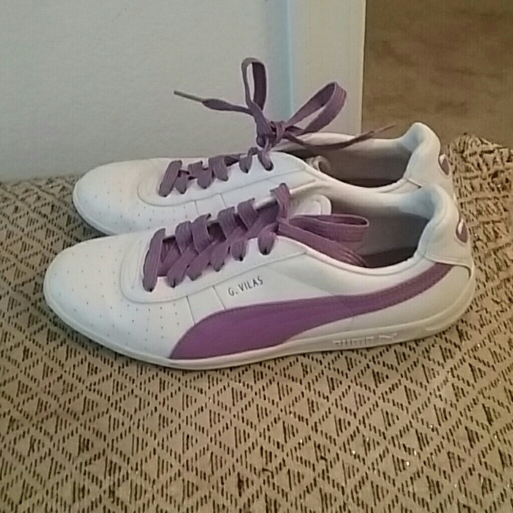 Woman's Puma G Vilas (7.5)