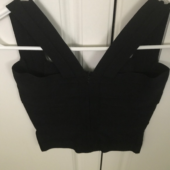 Crop top - Picture 2 of 2