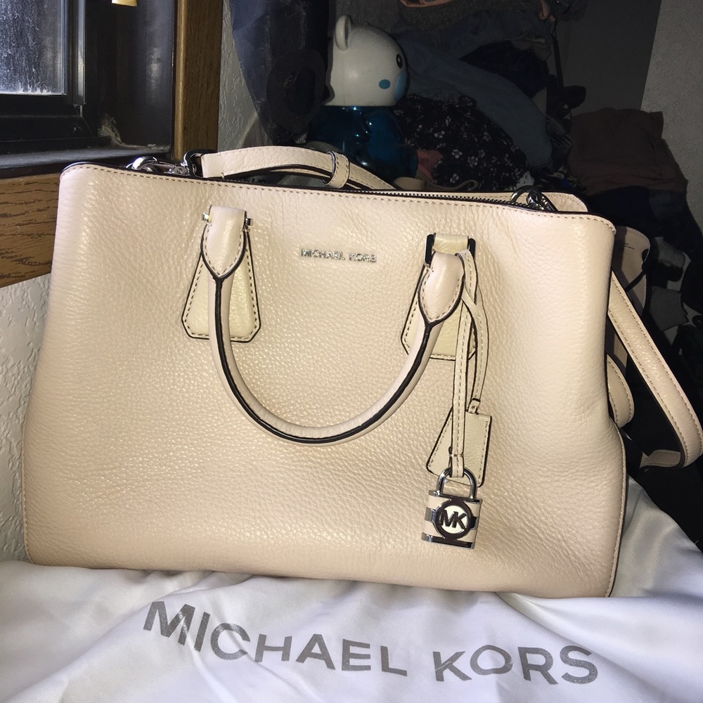 Michael Kors Large Camille satchel purse