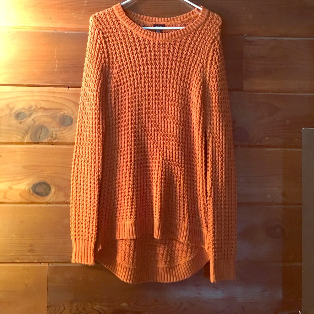 Orange sweater tonic