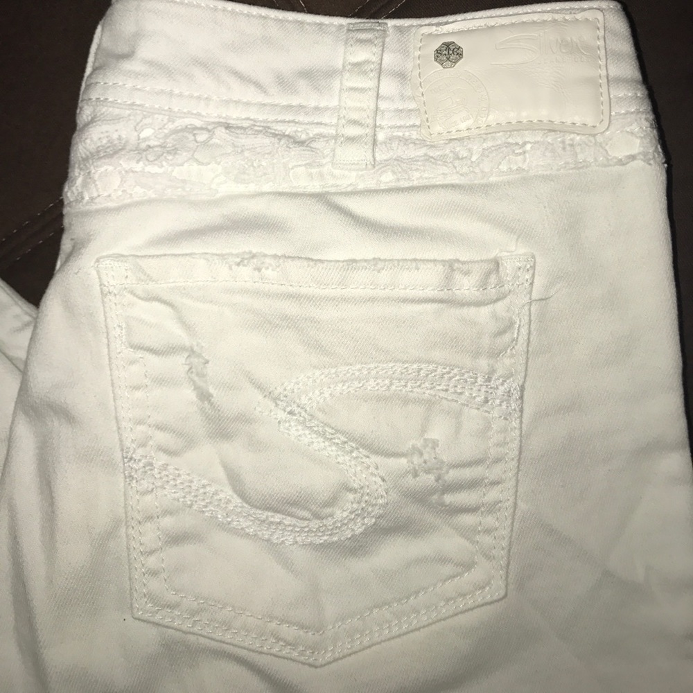 White Silver brand Suki style Capri W33
