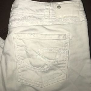 White Silver brand Suki style Capri W33