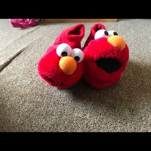 Elmo size 5/6 toddler slippers